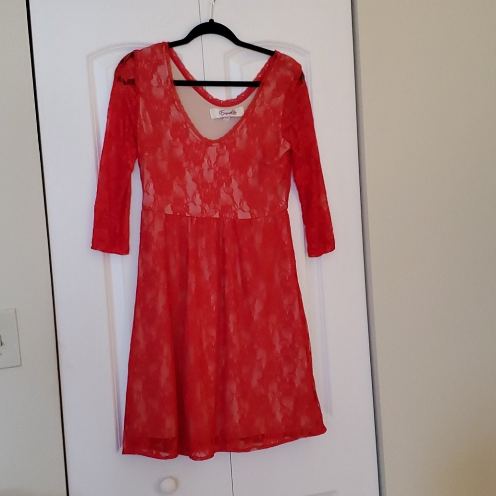 Party Lace Dress in Red (Junior's)
